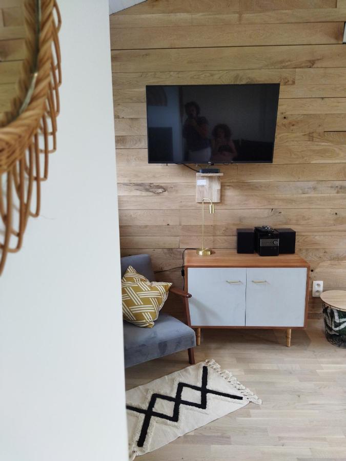 Le Clos Des 3 - Vacances Avec Vue En Ardennes A 5 Kilometres De La Roche - Maison De 90 M2 Avec Chambres - Avec Magnifique Jardin Rendeux Exterior photo