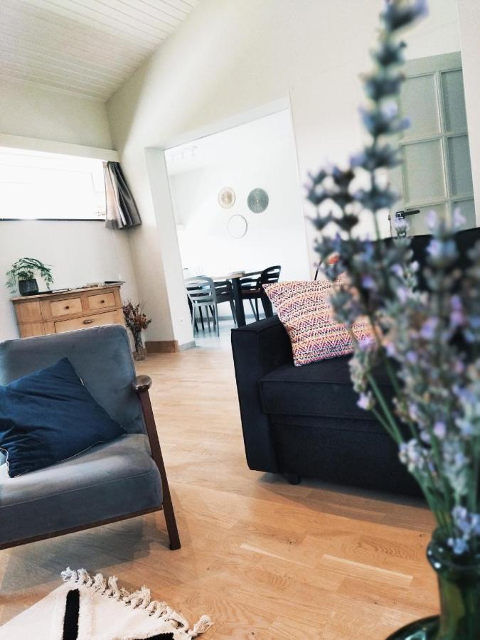 Le Clos Des 3 - Vacances Avec Vue En Ardennes A 5 Kilometres De La Roche - Maison De 90 M2 Avec Chambres - Avec Magnifique Jardin Rendeux Exterior photo